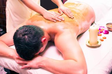 Masaje ayurvédico abhayangam pránico